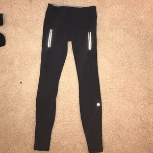 Lululemon Leggings w Pockets!