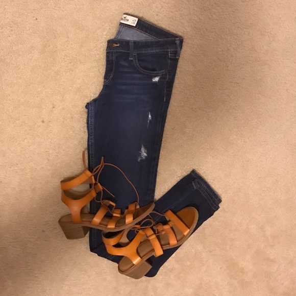 Hollister Distressed Jeans