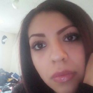 Meet your Posher, Tanya