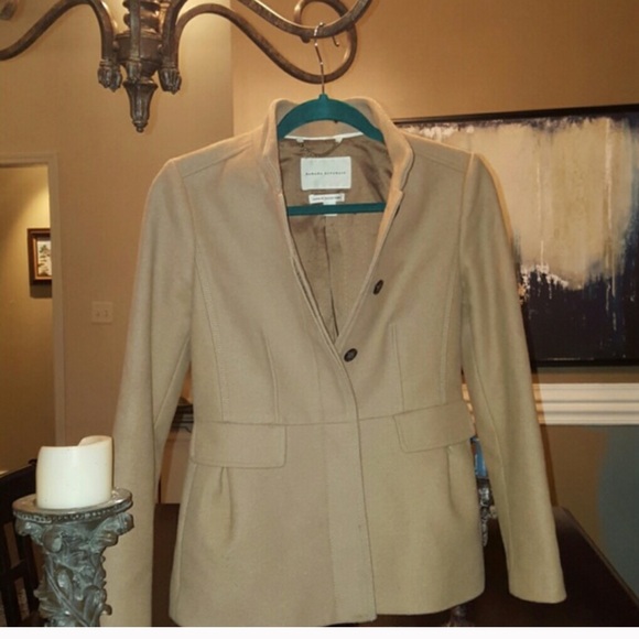 Banana republic wool tan coat - Picture 4 of 4