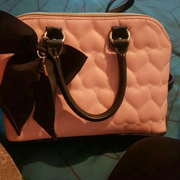 BETSEY JOHNSON PURSE