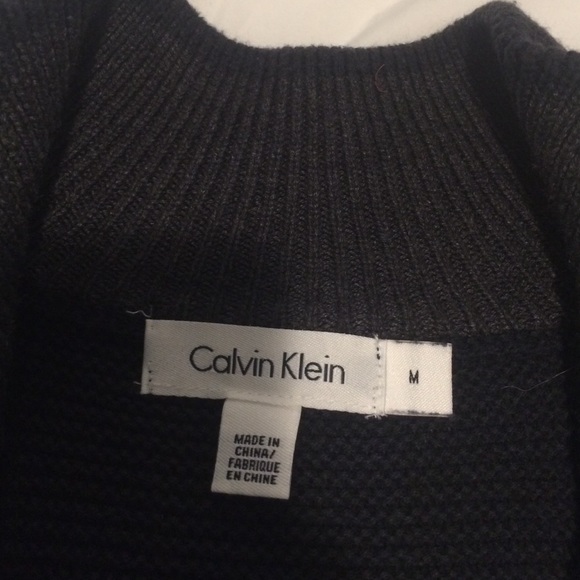Calvin Klein M Sweater - Picture 3 of 4