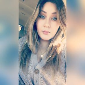 Meet your Posher, Cesar