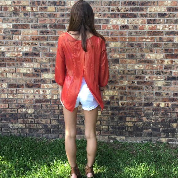 Blouse - Picture 2 of 4