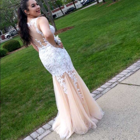 Prom dress - Picture 4 of 4