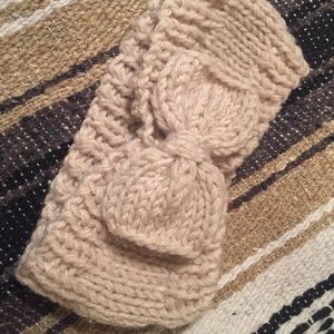 Ivory Bow Earband