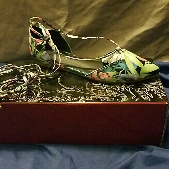 Liliana Shoes - Ballet style flats