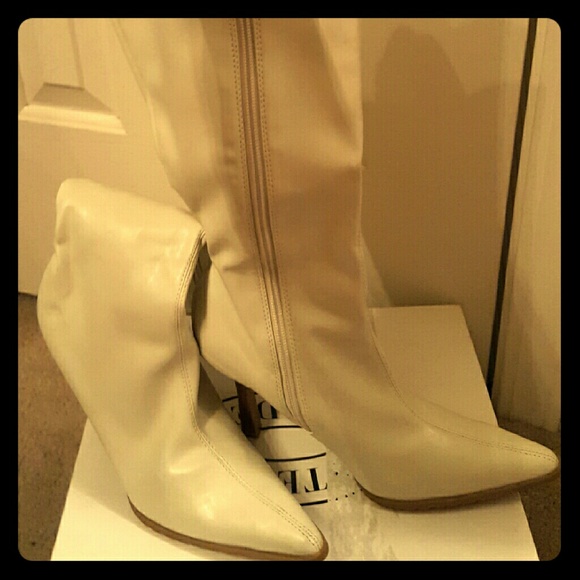 Steve Madden Knee Boots