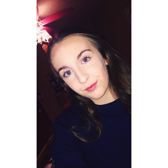 Meet your Posher, Brianna - Picture 1 of 1