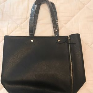 Neiman Marcus tote- brand new ❤