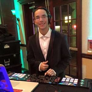 Meet your Posher, Devon