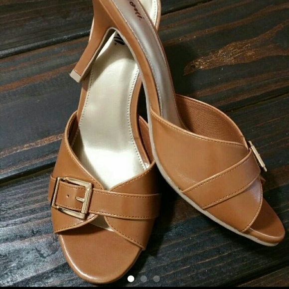 Fioni slides tan pair and black pair