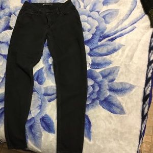 Women's Levi jeans