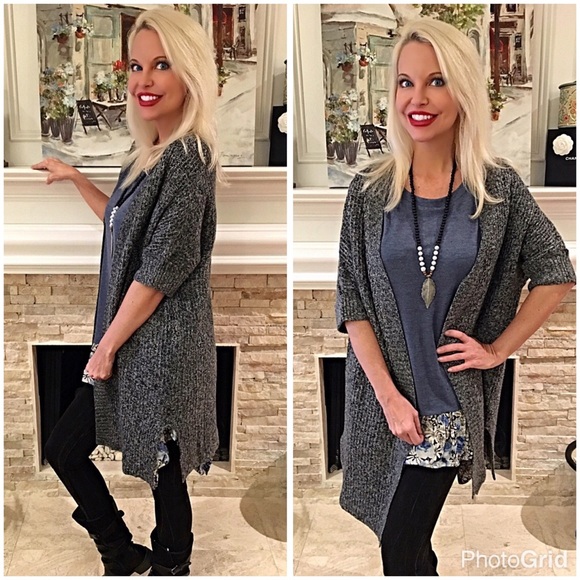 LAST 1! ❤️Side slit marled charcoal sweater! - Picture 2 of 4