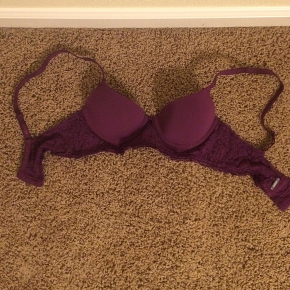 American Eagle Outfitters (Aerie Bra)