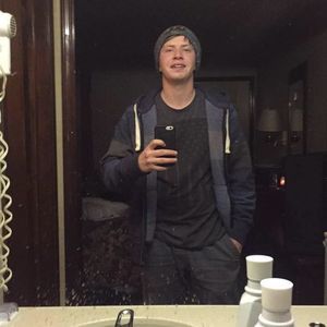 Meet your Posher, Larry