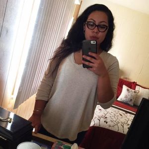 Meet your Posher, Adriana