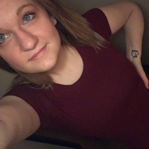 Meet your Posher, Lizzie