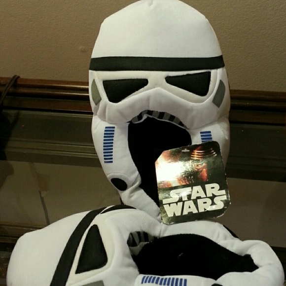 💕PRICE REDUCED💖 NWT - STAR WARS SLIPPERS