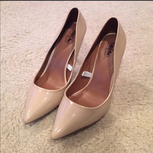 Mossimo nude heels