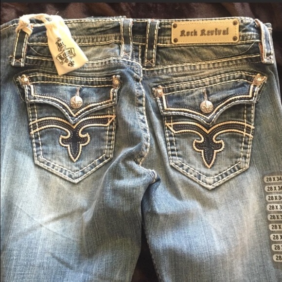 NWOT Rock Revival Bootcut Jeans 28x34