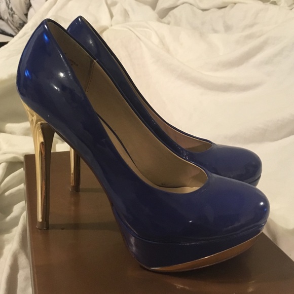 ZigiSoho heels. Worn. excellent condition Sz 6