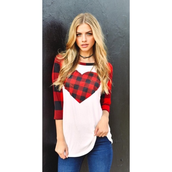✨HP✨ ❤️ New Arrival- Heart Cutout Top, Plaid Top - Picture 3 of 4