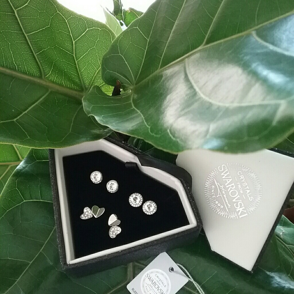 One Set Of 3 Pairs Earrings