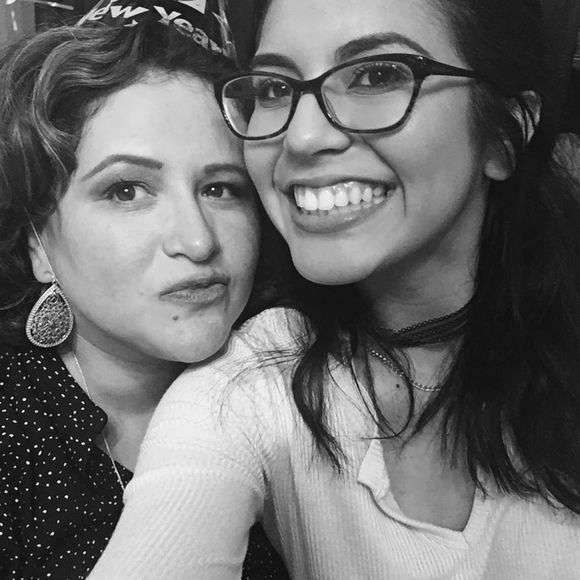 Meet your Posher, Daniela - Picture 1 of 1