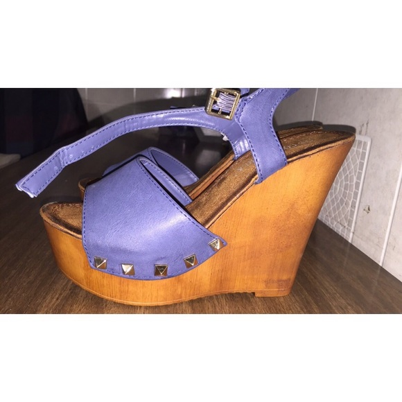 Blue wedges - Picture 2 of 3