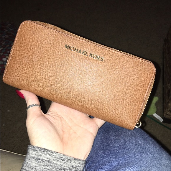 Michael Kors wallet