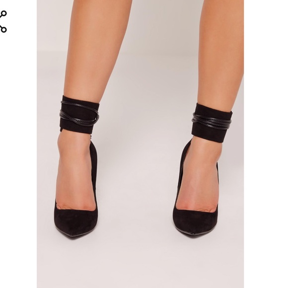 Black lace ankle cuff pumps brand new* NEVER WORN* - Picture 2 of 4