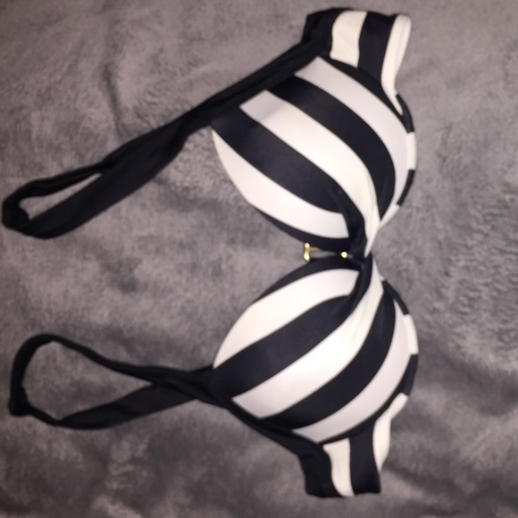 Bikini top