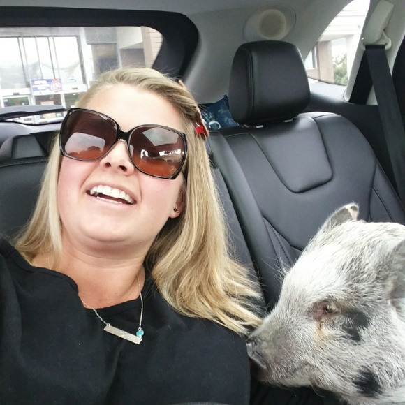 Meet your Posher, Amy