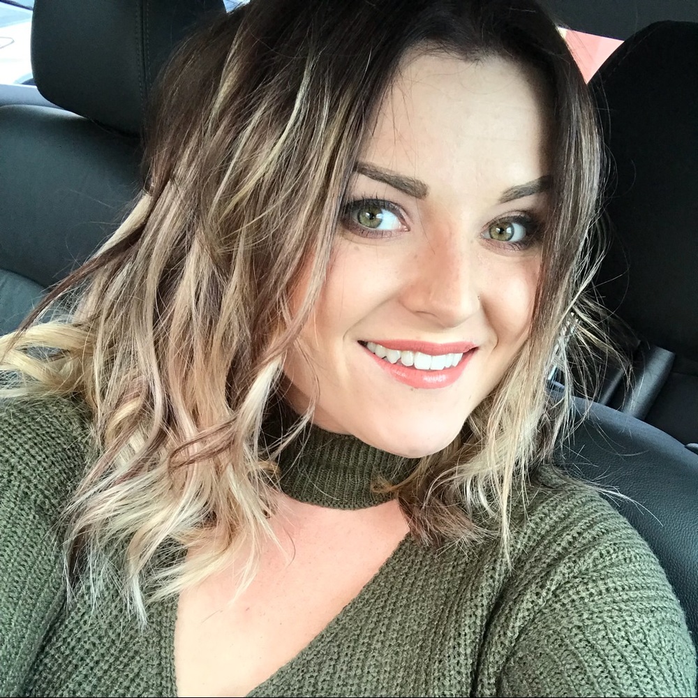 Meet your Posher, Riah