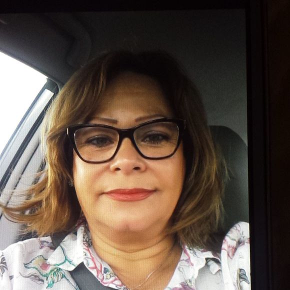 Meet your Posher, Mirna