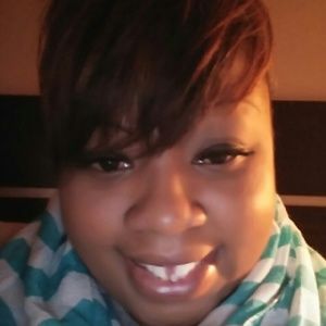 Meet your Posher, Mia