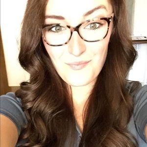 Meet your Posher, Sharon