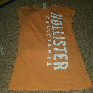 Hollister shirt