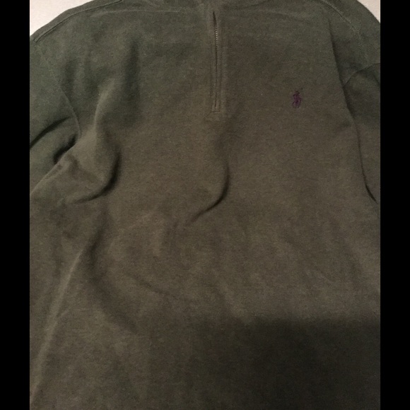 Ralph Lauren Men's Quarter Zip Sweater. - Picture 3 of 4