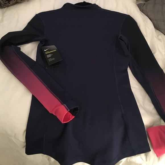 Performance gear Nike long sleeve Dri fit