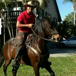 Meet your Posher, Alejandro