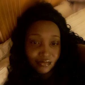 Meet your Posher, Lariesha