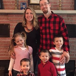 Meet your Posher, Kayla