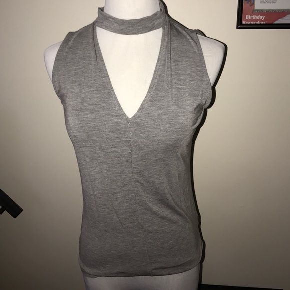 Choker top