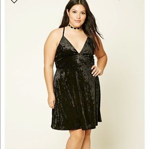 Black crushed velvet dress 💕❤️️