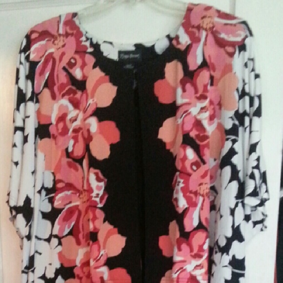 Fabulous dress with removable bolero jacket!