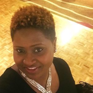 Meet your Posher, Aisha