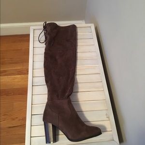 Over the knee, brown suede boots