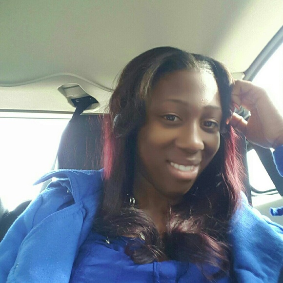 Meet your Posher, Krystal - Picture 1 of 1